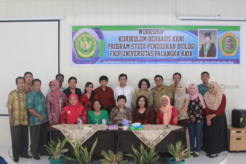 Workshop Kurikulum Berbasis KKNI Program Studi Pendidikan Biologi FKIP Universitas Palangka Raya